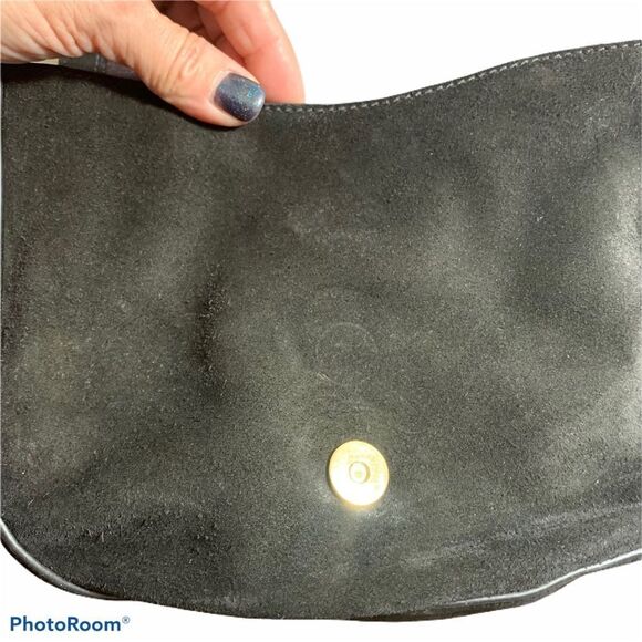 Elizabeth and James Zoe Croc‎ Embossed Leather Saddle Crossbody Bag Black - Picture 13 of 13